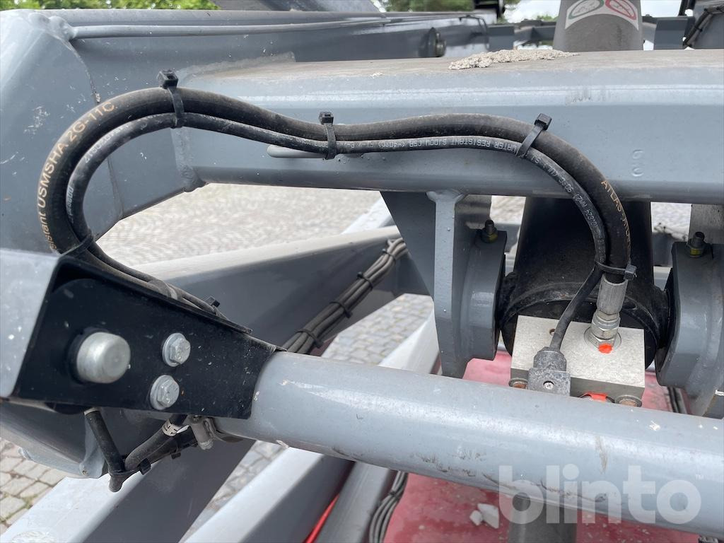 Scissor lift SKYJACK SJ III 4626: picture 30