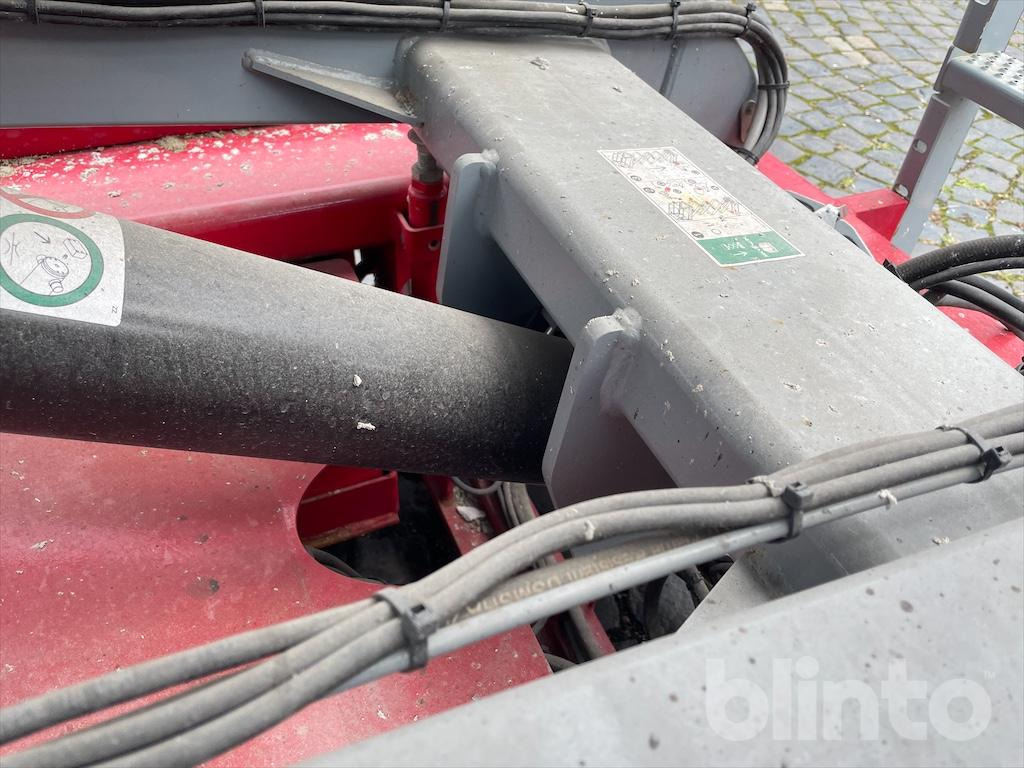 Scissor lift SKYJACK SJ III 4626: picture 27