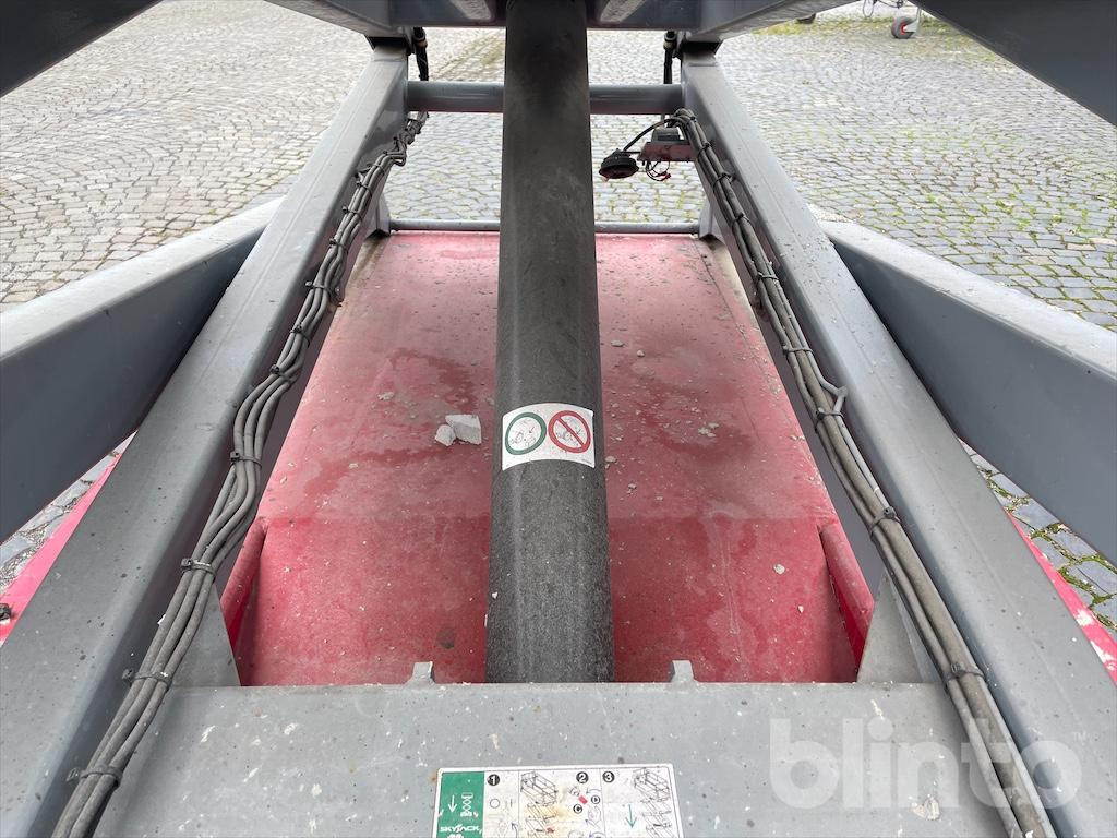 Scissor lift SKYJACK SJ III 4626: picture 28