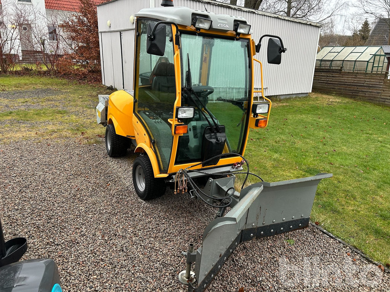 Stiga Titan 740DCR - Snow removal vehicle: picture 2 Stiga Titan 740DCR - Snow removal vehicle: picture 2