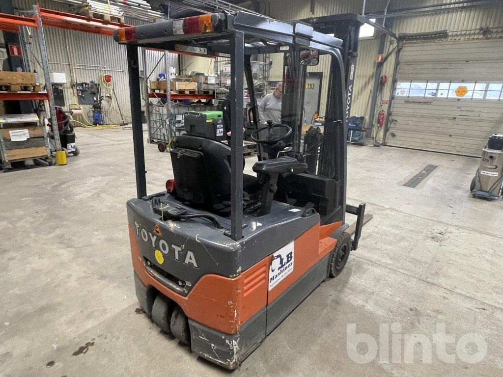 Toyota 7FBEF15 - Electric forklift: picture 5 Toyota 7FBEF15 - Electric forklift: picture 5
