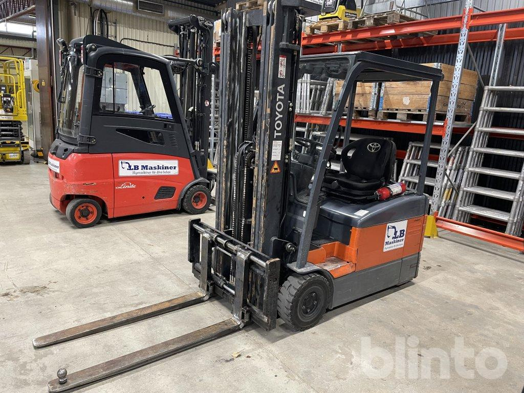 Toyota 7FBEF15 - Electric forklift: picture 1 Toyota 7FBEF15 - Electric forklift: picture 1