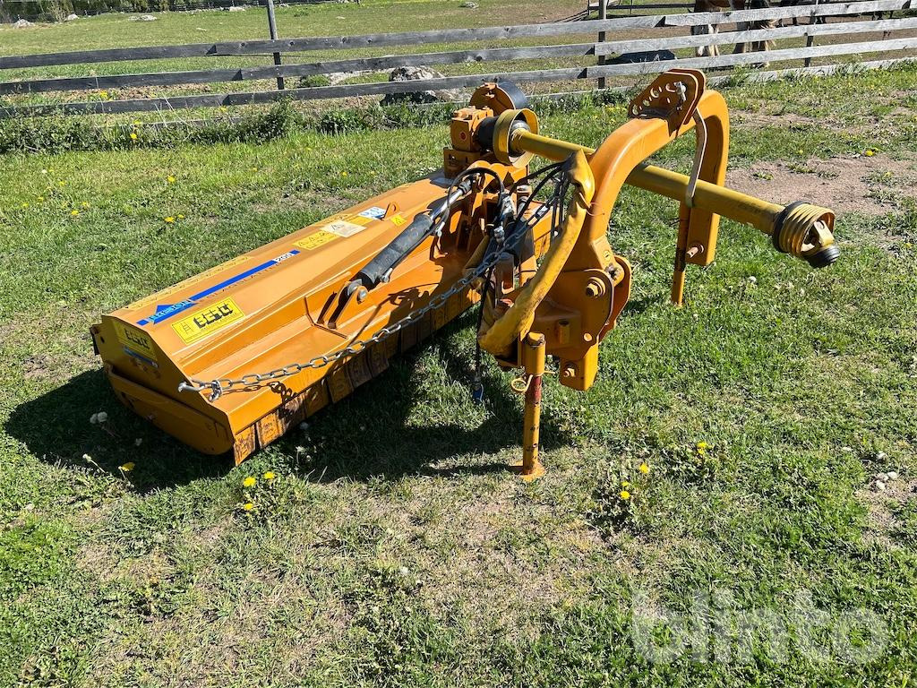 Trejon 200 - Verge mower: picture 4 Trejon 200 - Verge mower: picture 4