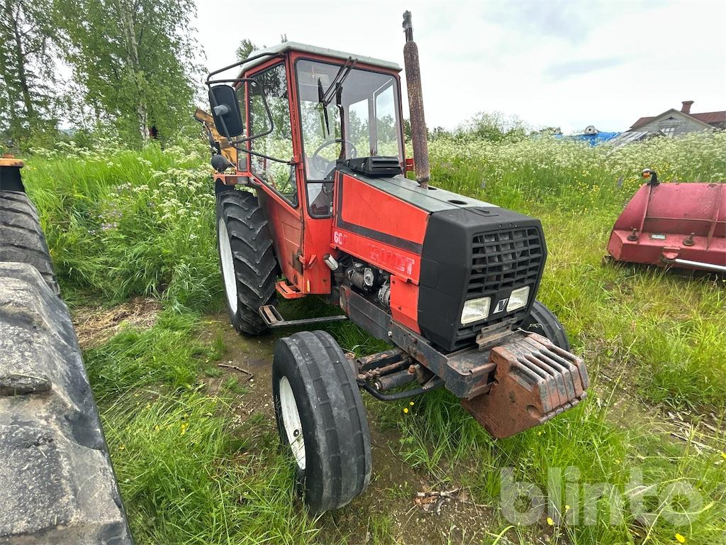 VALMET 604 - Farm tractor: picture 3 VALMET 604 - Farm tractor: picture 3