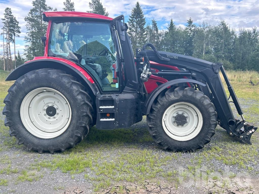 VALTRA N154E Active - Farm tractor: picture 4 VALTRA N154E Active - Farm tractor: picture 4