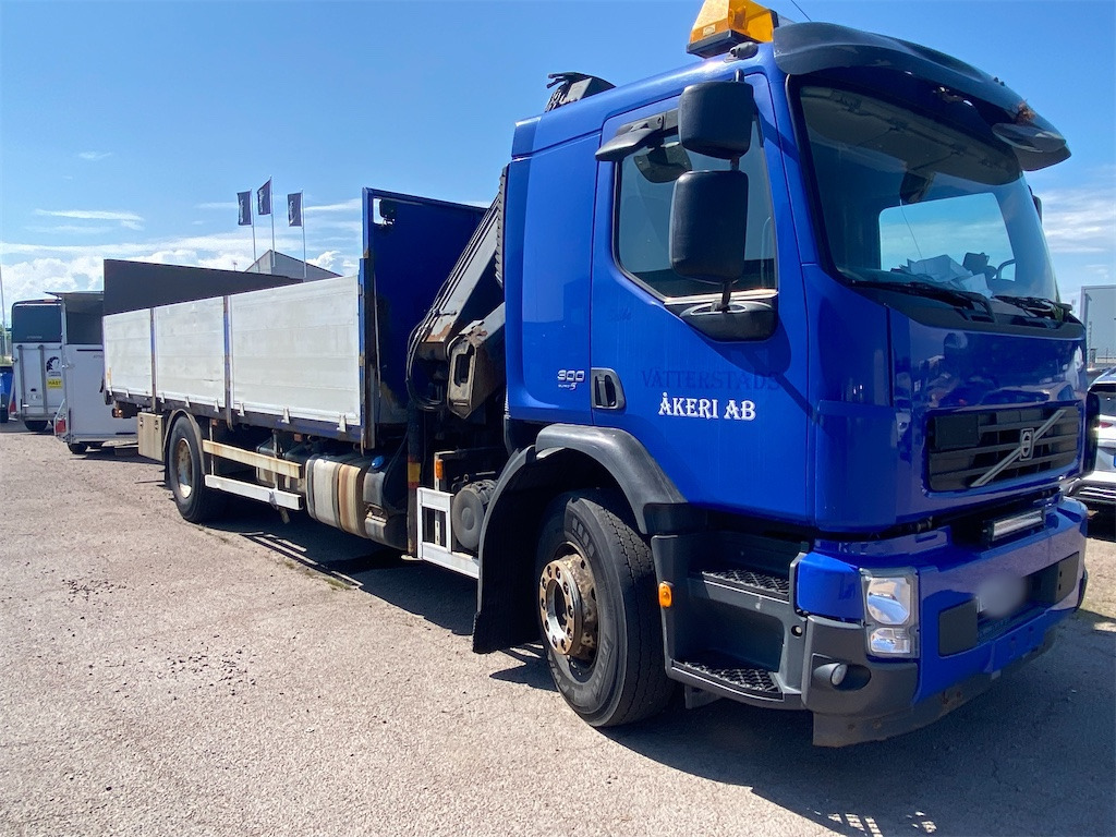VOLVO FE 300 4X2 - Crane truck, Dropside/ Flatbed truck: picture 3 VOLVO FE 300 4X2 - Crane truck, Dropside/ Flatbed truck: picture 3