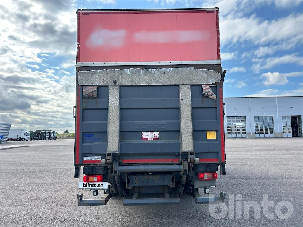 Refrigerator truck Volvo FM330 6x2 JPGS - Carrier 1150 2 zon: picture 7