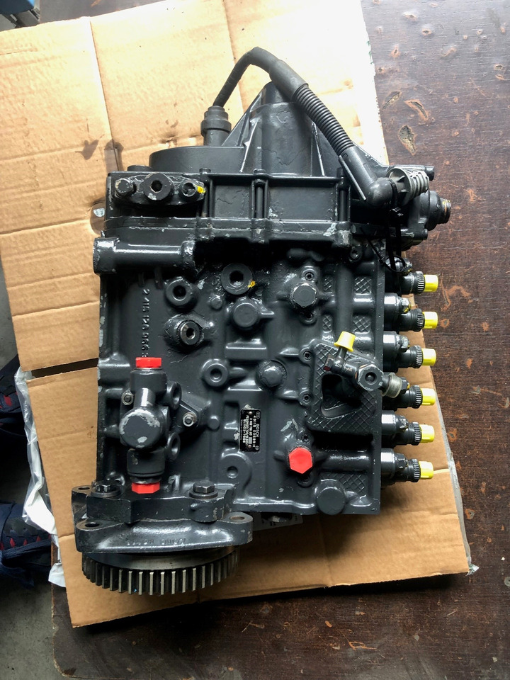 POMPA INIEZIONE RIF. BOSCH 0402796210 / RIF. MAN 51111037618 - Fuel pump: picture 5 POMPA INIEZIONE RIF. BOSCH 0402796210 / RIF. MAN 51111037618 - Fuel pump: picture 5