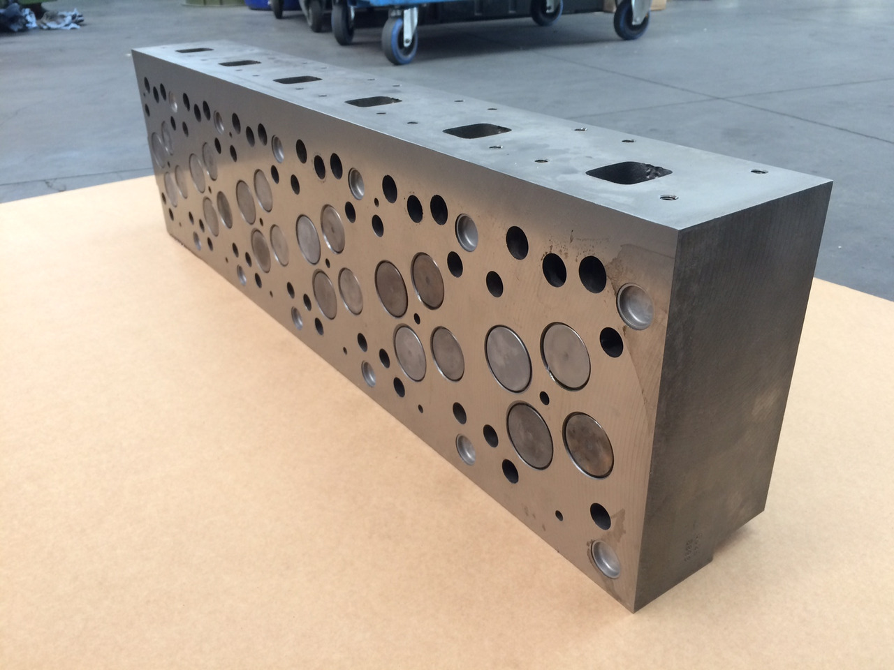 TESTATA CILINDRO MAN 51031006273 - MOTORE MAN D0836 Common Rail - Cylinder head: picture 5 TESTATA CILINDRO MAN 51031006273 - MOTORE MAN D0836 Common Rail - Cylinder head: picture 5