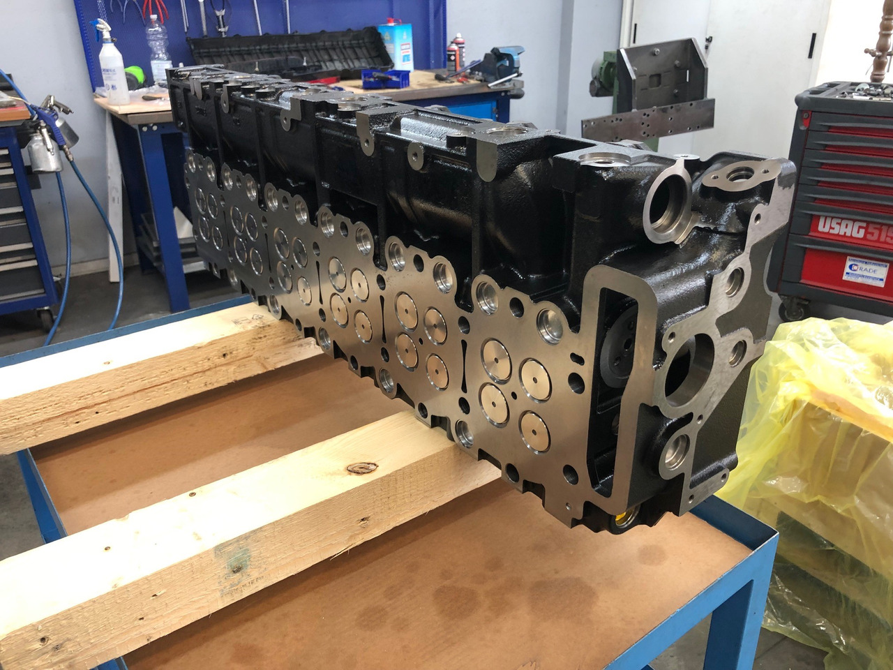 TESTATA MOTORE MAN D2676 EURO6C - Cylinder head: picture 3 TESTATA MOTORE MAN D2676 EURO6C - Cylinder head: picture 3