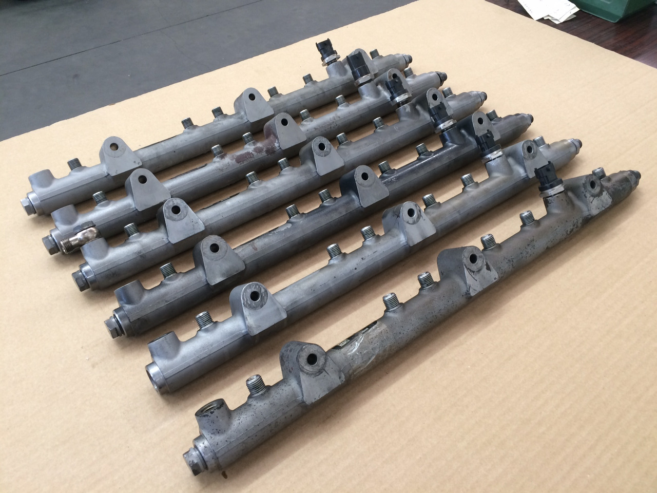 TUBO PRESSIONE COMMON RAIL MAN 51103116082 - Fuel system: picture 4 TUBO PRESSIONE COMMON RAIL MAN 51103116082 - Fuel system: picture 4