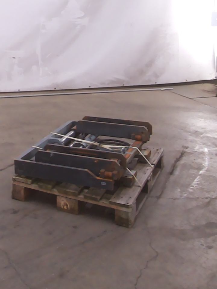 Meyer 6-9907H - Attachment for Material handling equipment: picture 2 Meyer 6-9907H - Attachment for Material handling equipment: picture 2