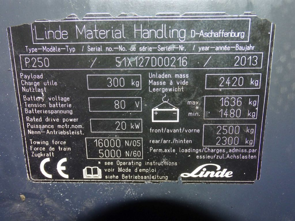 Tow tractor Linde P250: picture 9