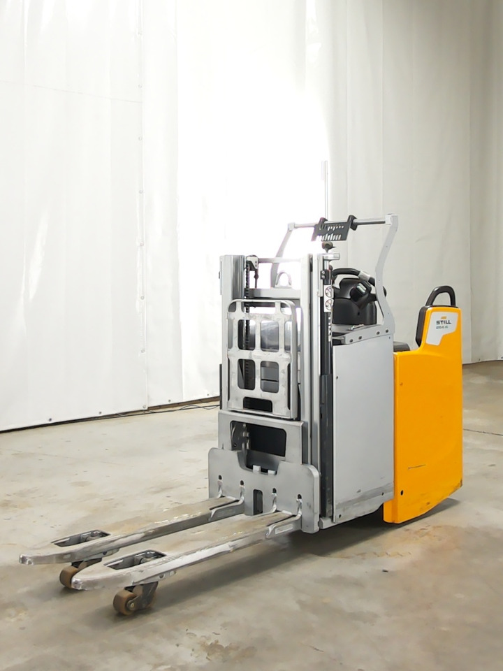 Still EXD-S20 - Stacker: picture 1 Still EXD-S20 - Stacker: picture 1