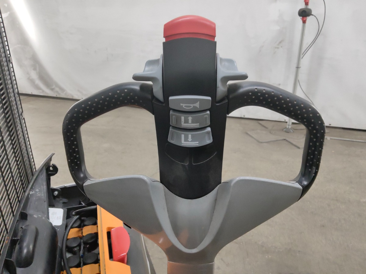 Still EXV10 - Stacker: picture 3 Still EXV10 - Stacker: picture 3