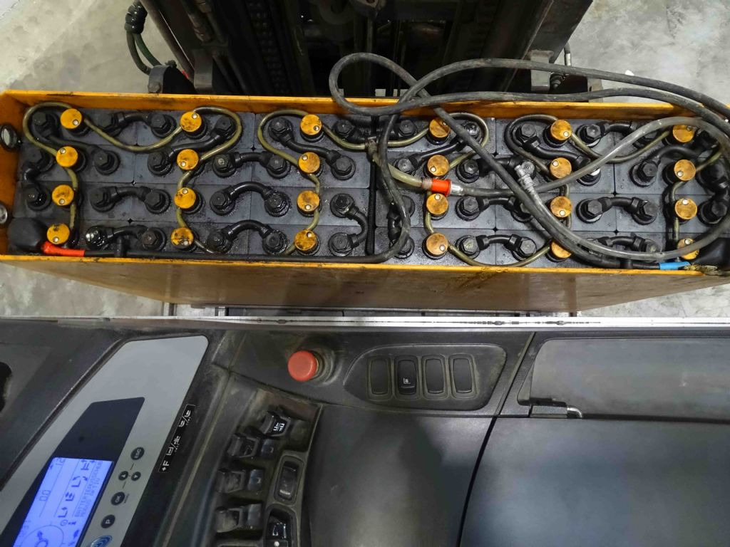 Reach truck Still FM-X17: picture 8 Reach truck Still FM-X17: picture 8