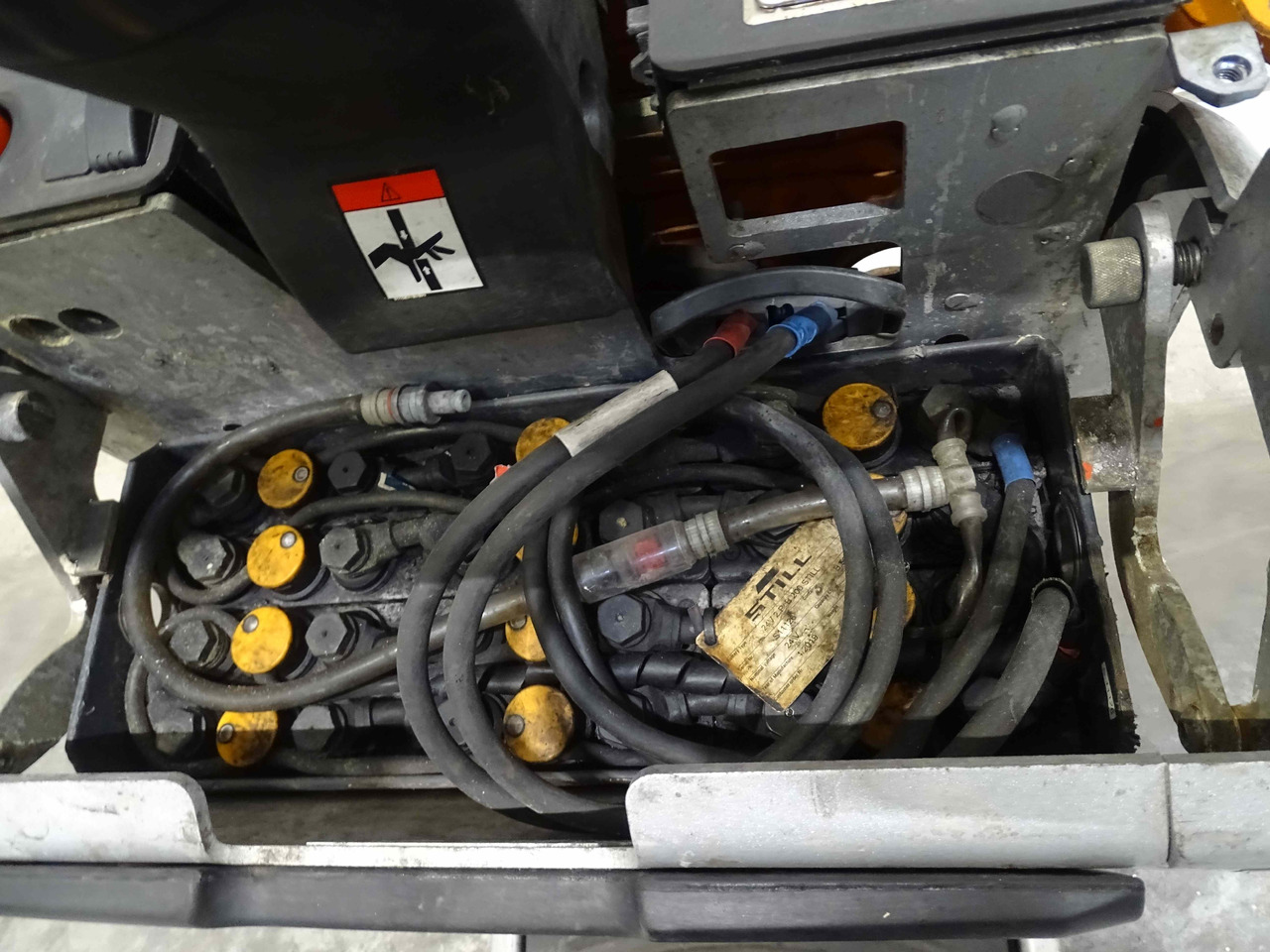 Still LTX20 - Tow tractor: picture 4 Still LTX20 - Tow tractor: picture 4