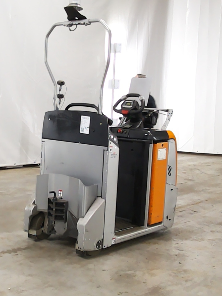 Still LTX50 - Tow tractor: picture 2 Still LTX50 - Tow tractor: picture 2