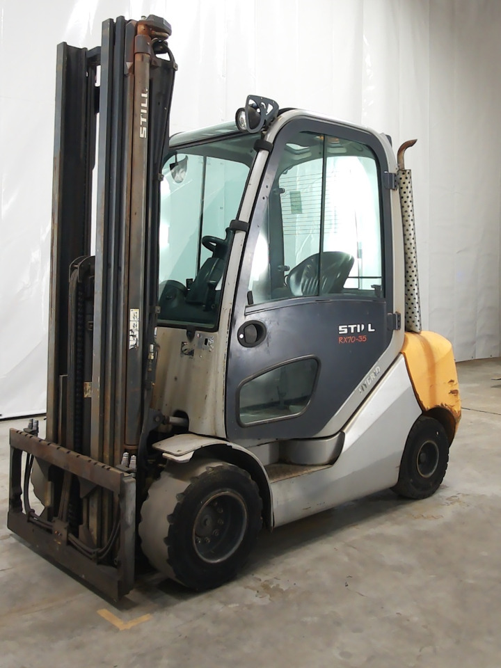 Diesel forklift Still RX70-35: picture 1