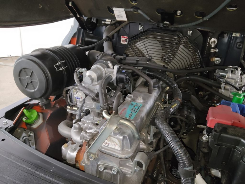 Toyota 02-8FGF15 - Forklift: picture 4 Toyota 02-8FGF15 - Forklift: picture 4