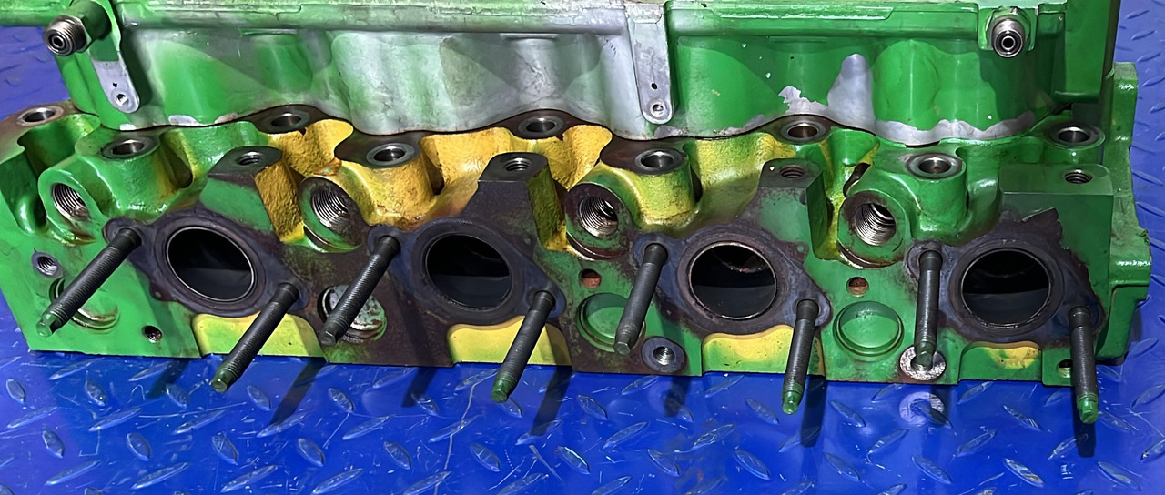 JOHN DEERE CHIULASA JOHN DEERE 4045 - Engine and parts: picture 4 JOHN DEERE CHIULASA JOHN DEERE 4045 - Engine and parts: picture 4