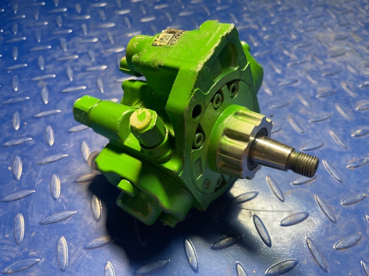 John Deere Injection Pump RE527528 - Fuel pump for Farm tractor: picture 1 John Deere Injection Pump RE527528 - Fuel pump for Farm tractor: picture 1