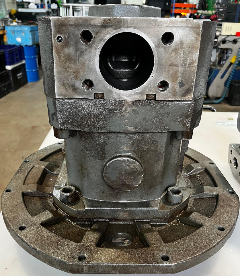 LIEBHERR Liebherr Hydraulic Pump DPVO 165 - Hydraulic pump: picture 1 LIEBHERR Liebherr Hydraulic Pump DPVO 165 - Hydraulic pump: picture 1