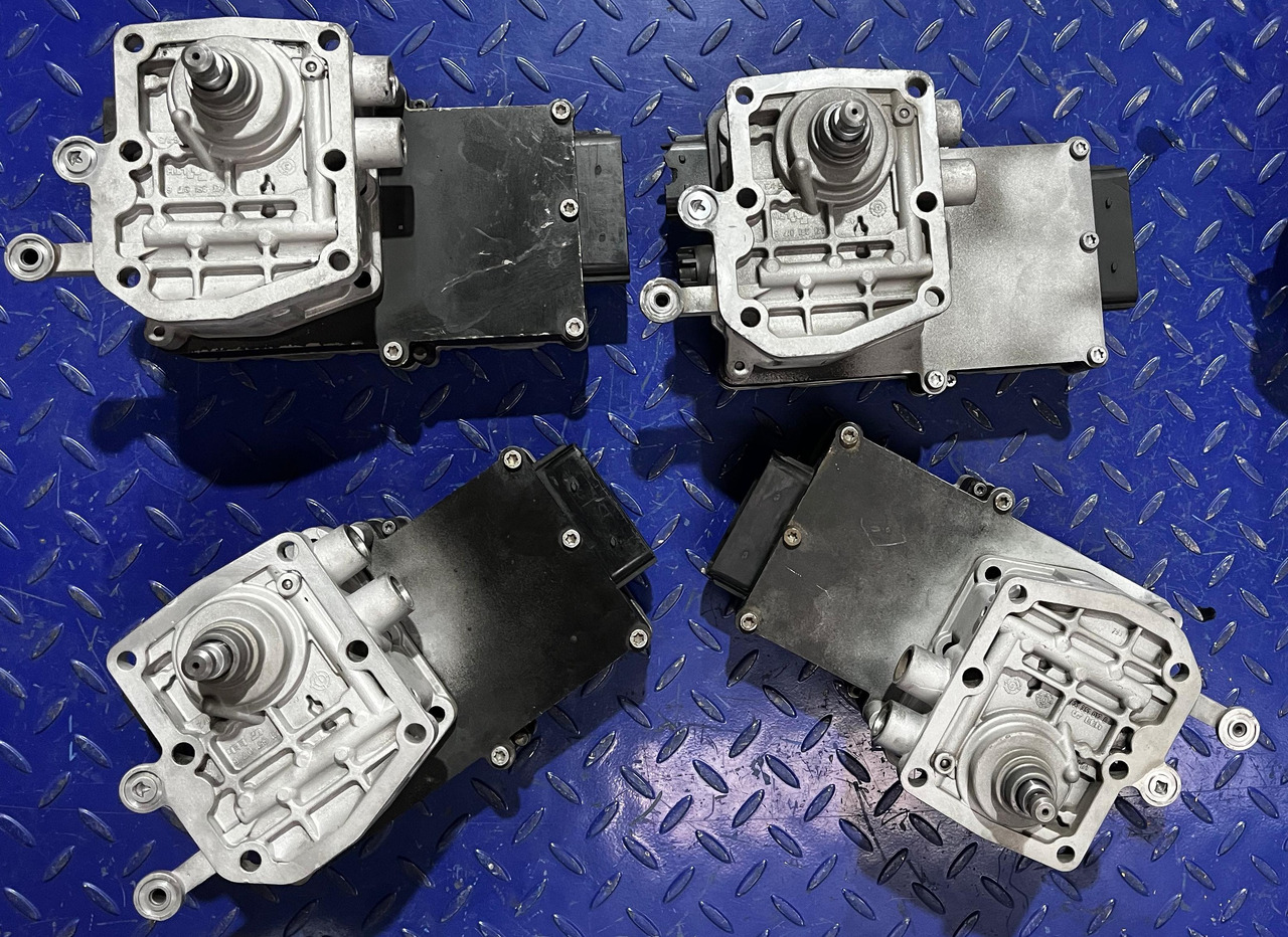 MERCEDES-BENZ Gearbox ECU GS Selector MP2 MP3 0034462609 - Gearbox and parts: picture 1 MERCEDES-BENZ Gearbox ECU GS Selector MP2 MP3 0034462609 - Gearbox and parts: picture 1