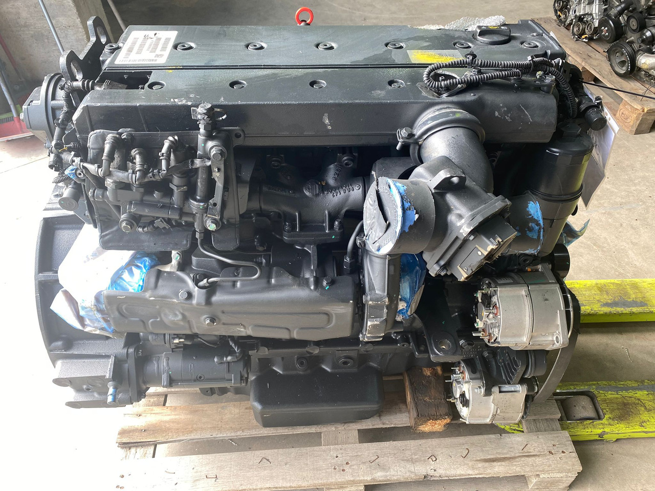 Mercedes AXOR Atego OM926 Motor Euro 5 7.2L - Engine for Truck: picture 3 Mercedes AXOR Atego OM926 Motor Euro 5 7.2L - Engine for Truck: picture 3