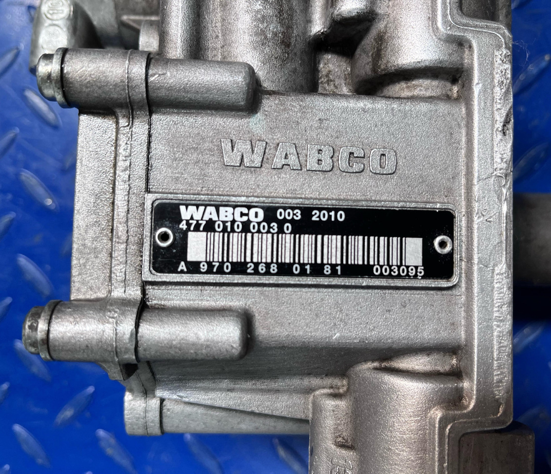 Mercedes Benz Gearshift Actuator A9702680181 Axor Atego Euro 5 - Gearbox: picture 4 Mercedes Benz Gearshift Actuator A9702680181 Axor Atego Euro 5 - Gearbox: picture 4