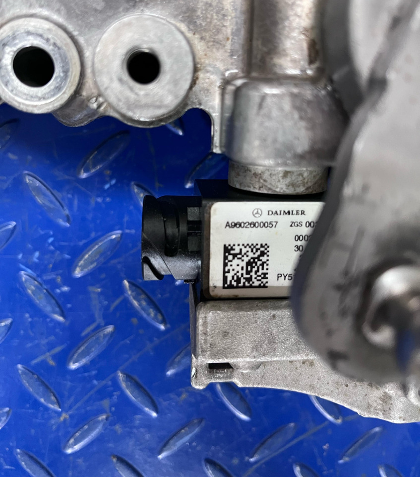 Mercedes Benz Gearshift Cylinder Housing A9602600057 OM541 Euro 5 - Gearbox and parts: picture 5 Mercedes Benz Gearshift Cylinder Housing A9602600057 OM541 Euro 5 - Gearbox and parts: picture 5