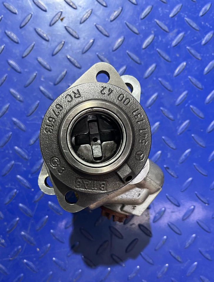Mercedes Benz for Actros Atego LH2110875 - Steering pump: picture 5 Mercedes Benz for Actros Atego LH2110875 - Steering pump: picture 5