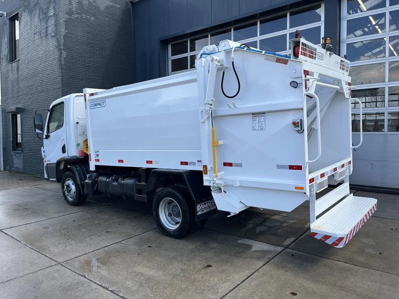 Mercedes-Benz Accelo 815 4x2 Garbage Compactor (2 units) Accelo 815 4x2 Garbage Compactor (2 units) - Garbage truck: picture 3 Mercedes-Benz Accelo 815 4x2 Garbage Compactor (2 units) Accelo 815 4x2 Garbage Compactor (2 units) - Garbage truck: picture 3