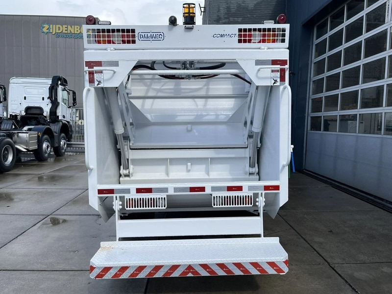 Mercedes-Benz Accelo 815 4x2 Garbage Compactor (2 units) Accelo 815 4x2 Garbage Compactor (2 units) - Garbage truck: picture 5 Mercedes-Benz Accelo 815 4x2 Garbage Compactor (2 units) Accelo 815 4x2 Garbage Compactor (2 units) - Garbage truck: picture 5