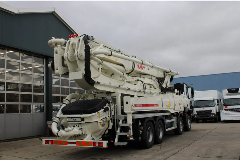 Mercedes-Benz Arocs 4140 8x4 Sany SY49 Concrete Pump Build by Putzmeister - Concrete pump truck: picture 3 Mercedes-Benz Arocs 4140 8x4 Sany SY49 Concrete Pump Build by Putzmeister - Concrete pump truck: picture 3