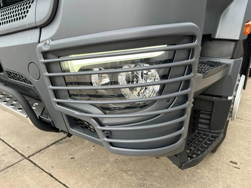 Mercedes-Benz Actros 3340 S 6x4 Tractor Head on lease Mercedes-Benz Actros 3340 S 6x4 Tractor Head: picture 14
