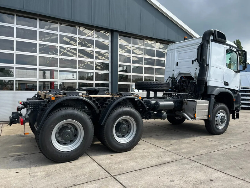 Mercedes-Benz Arocs 4058 AS 6x6 Tractor Head 180T Push Pull (Pre order) - Tractor unit: picture 5 Mercedes-Benz Arocs 4058 AS 6x6 Tractor Head 180T Push Pull (Pre order) - Tractor unit: picture 5