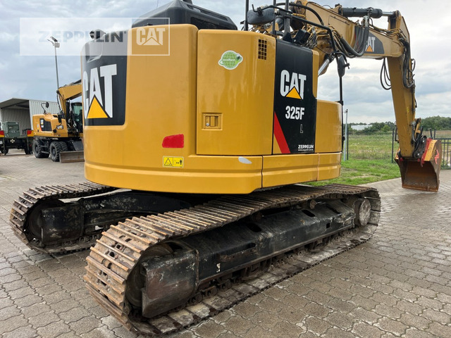 Cat 325FL - Crawler excavator: picture 3 Cat 325FL - Crawler excavator: picture 3