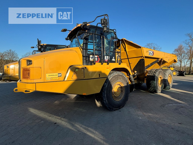 Cat 725-04A - Articulated dumper: picture 3 Cat 725-04A - Articulated dumper: picture 3