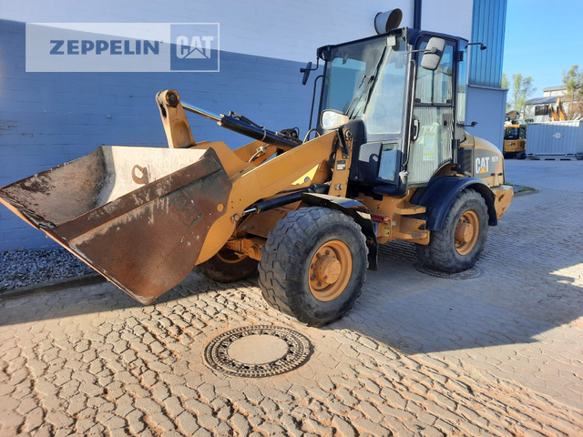 Cat 907H - Wheel loader: picture 2 Cat 907H - Wheel loader: picture 2