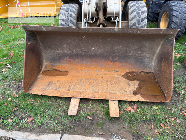 Cat 908H - Wheel loader: picture 5 Cat 908H - Wheel loader: picture 5