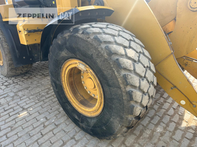 Wheel loader Cat 938M: picture 13