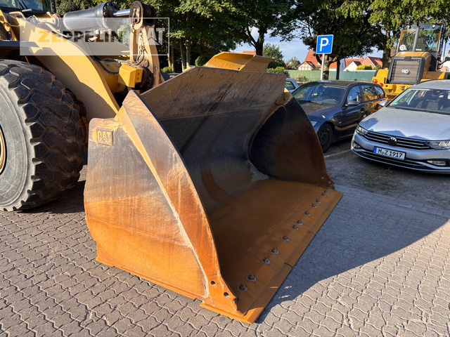 Wheel loader Cat 972M: picture 7