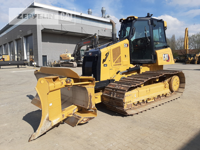 Cat D4-16A - Bulldozer: picture 1 Cat D4-16A - Bulldozer: picture 1