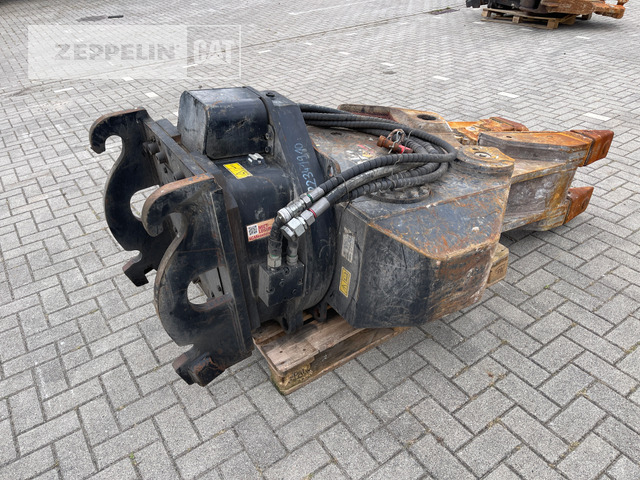 Cat MP318 - Demolition shears: picture 5 Cat MP318 - Demolition shears: picture 5