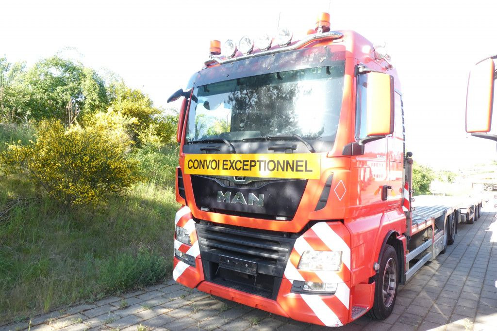MAN TG-X 24.500 6x2-4 LL-U Pritsche Maschinentranspo - Dropside/ Flatbed truck: picture 4 MAN TG-X 24.500 6x2-4 LL-U Pritsche Maschinentranspo - Dropside/ Flatbed truck: picture 4