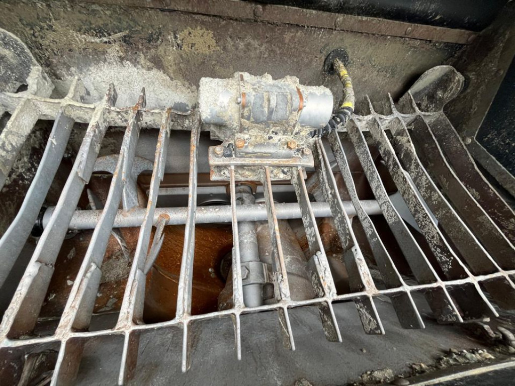 MERCEDES-BENZ Actros 2632 6x4 Betonpumpe Schwing 24m - Concrete pump truck: picture 4 MERCEDES-BENZ Actros 2632 6x4 Betonpumpe Schwing 24m - Concrete pump truck: picture 4