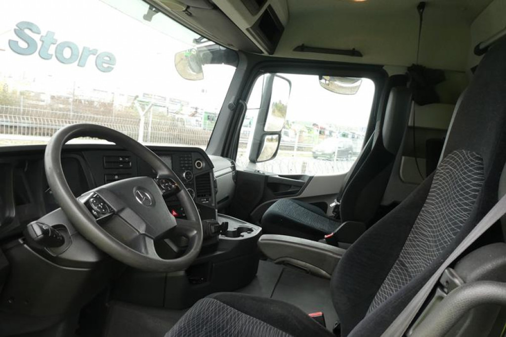 MERCEDES-BENZ Antos 2543 L 6x2 Pritsche Heckkran on lease MERCEDES-BENZ Antos 2543 L 6x2 Pritsche Heckkran: picture 7 MERCEDES-BENZ Antos 2543 L 6x2 Pritsche Heckkran on lease MERCEDES-BENZ Antos 2543 L 6x2 Pritsche Heckkran: picture 7