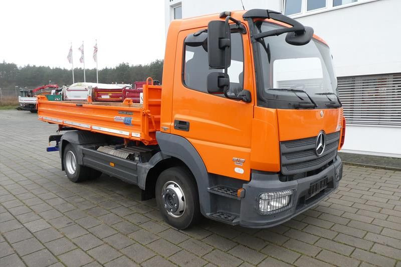 Tipper van Mercedes-Benz Atego 818 K 2-Achs Kipper Schalter: picture 1