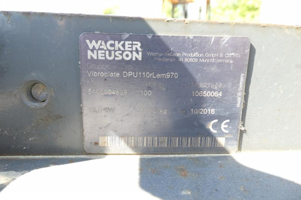 Wacker Neuson SE Rüttelplatte DPU 110rLem970 Baumaschine inkl. Fernbedienung - Vibratory plate: picture 4 Wacker Neuson SE Rüttelplatte DPU 110rLem970 Baumaschine inkl. Fernbedienung - Vibratory plate: picture 4